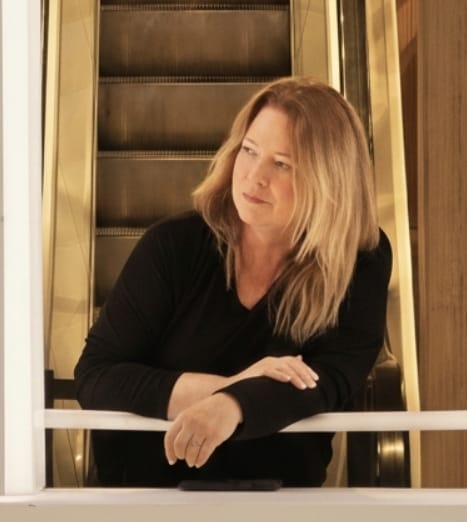 עינת זיו מטפלת ומנחת NLP